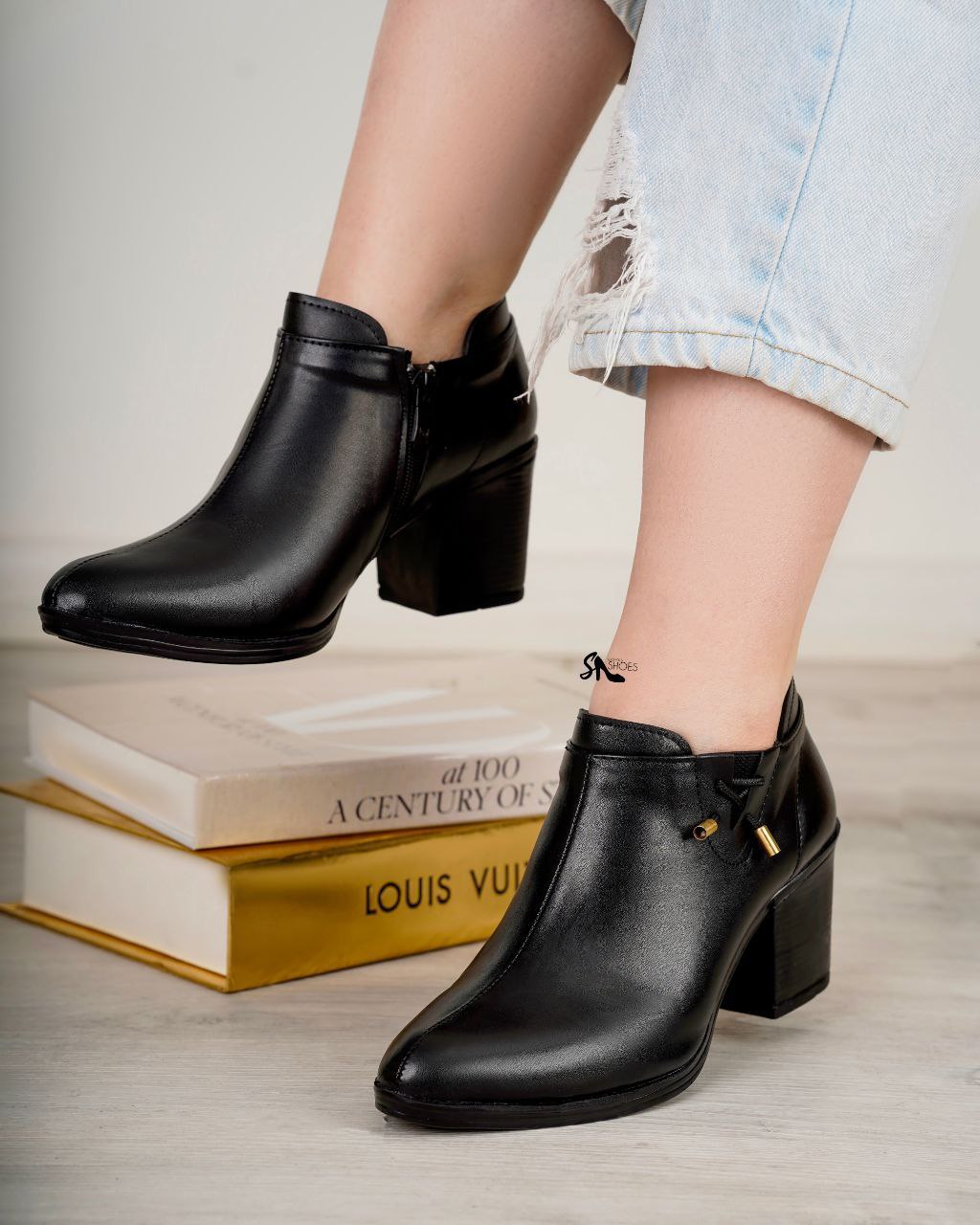 نیم بوت زنانه کلاسیک پاشنه ۷ سانت پاییزه طرح جدید