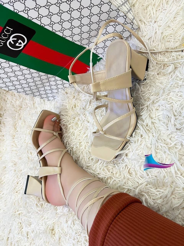 صندل مجلسی بندی پاشنه ۵ سانت